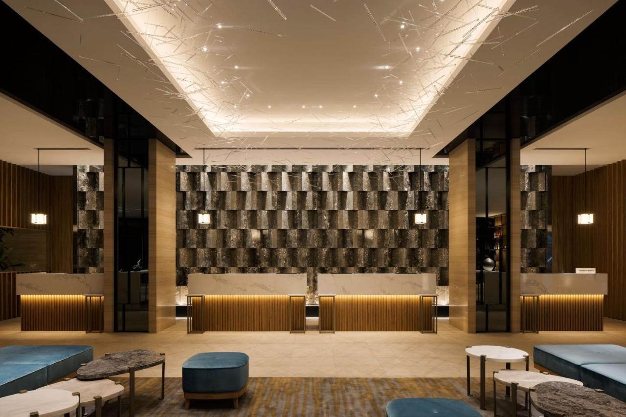 โรงแรม Courtyard By Marriott 4*